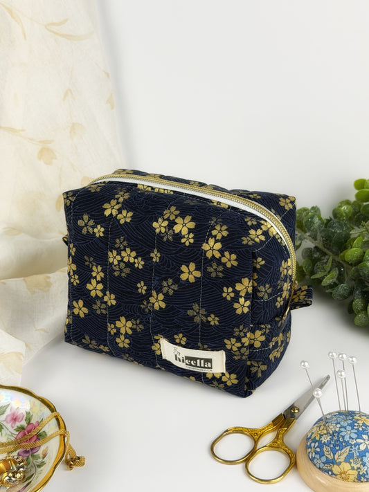 Kin Hana- Regular size Make-up Bag