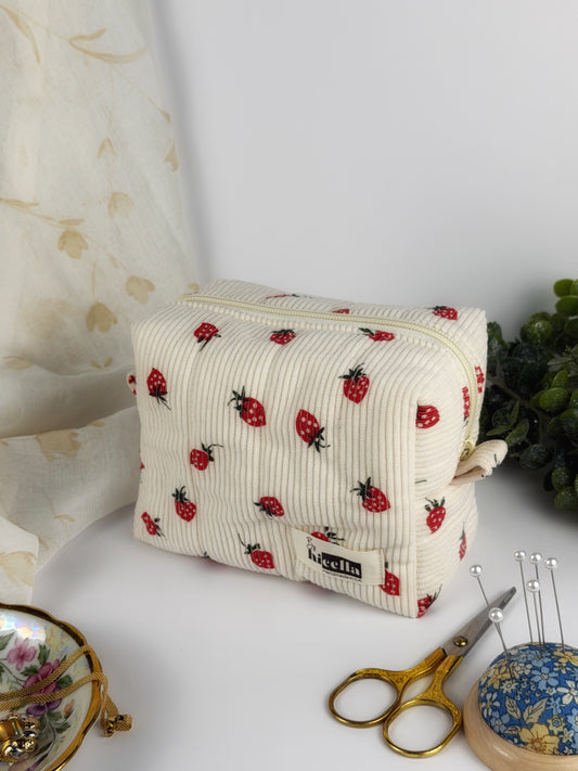 Mara- Regular size Make-up Bag